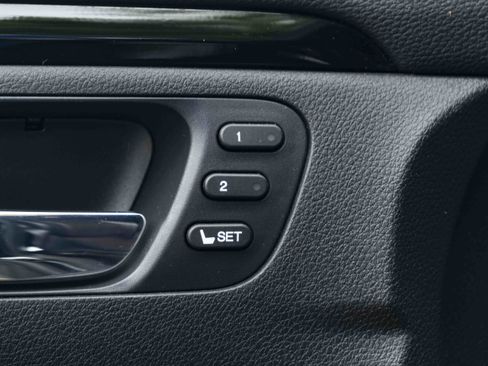 Certified 2025 Honda Ridgeline Black Edition image 40