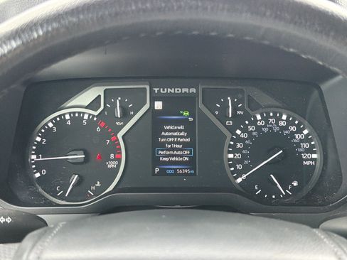 Used 2022 Toyota Tundra SR5 w/ SR5 Premium Package RWD image 21