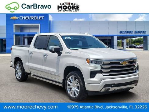 Certified 2025 Chevrolet Silverado 1500 High Country w/ High Country Premium Package AWD/4WD image 1