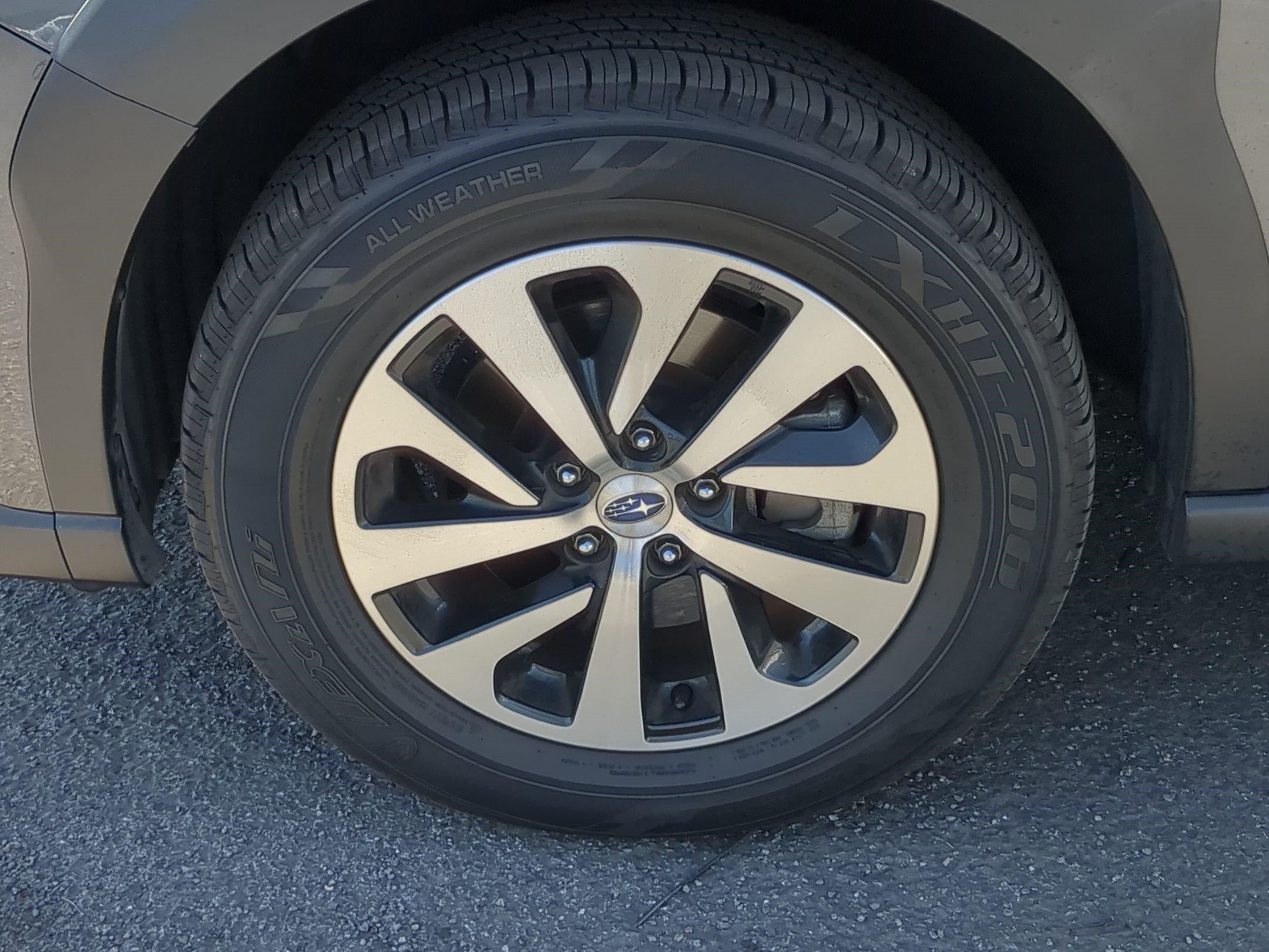 Used 2023 Subaru Outback Premium AWD/4WD image 13