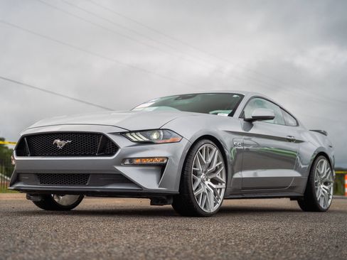 Used 2021 Ford Mustang GT RWD image 8