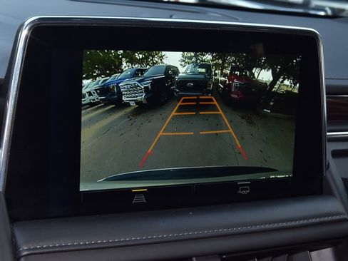 Used 2023 Chevrolet Tahoe LT image 29