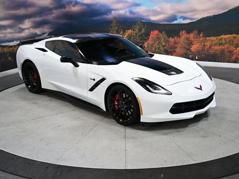 Used 2016 Chevrolet Corvette Stingray Coupe w/ 3LT Preferred Equipment Group image 1
