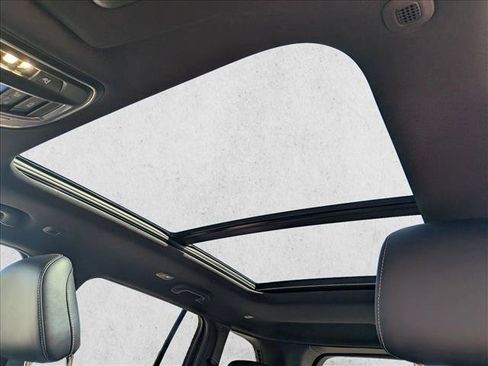 New 2026 Jeep Grand Cherokee Limited AWD/4WD image 16