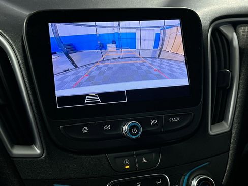 Used 2023 Chevrolet Malibu LT image 24