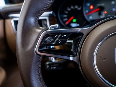 Used 2016 Porsche Macan S image 42