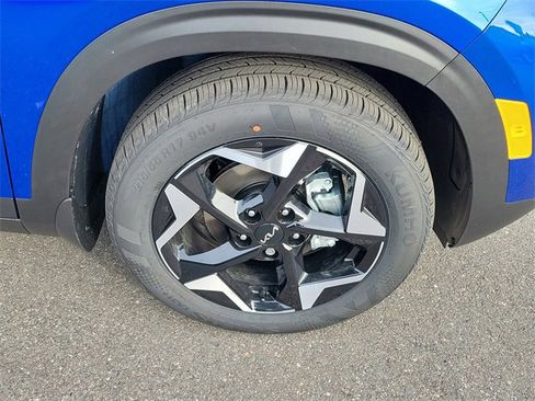 New 2026 Kia Seltos S image 39