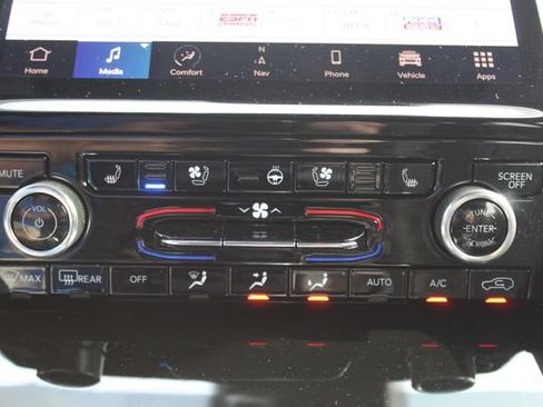 Used 2023 Jeep Grand Cherokee L Summit AWD/4WD image 21