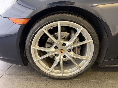 Certified 2018 Porsche 911 Carrera 4 image 11