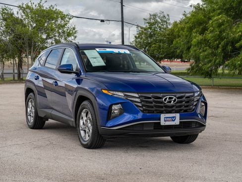 Used 2022 Hyundai Tucson SEL w/ Cargo Package FWD image 2