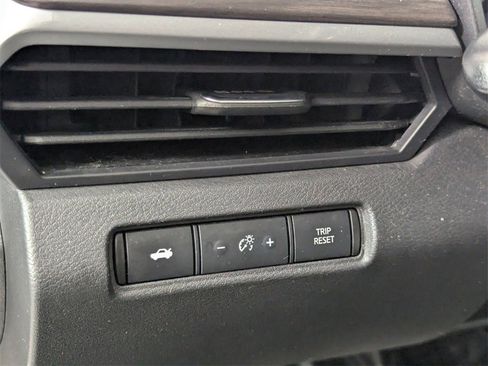 Used 2024 Nissan Altima 2.5 SV image 13