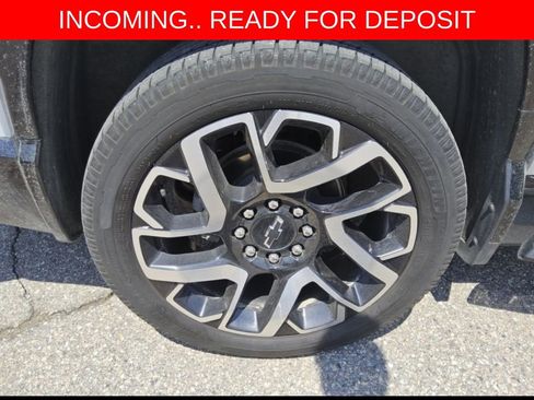 Used 2025 Chevrolet Silverado EV RST AWD/4WD image 19