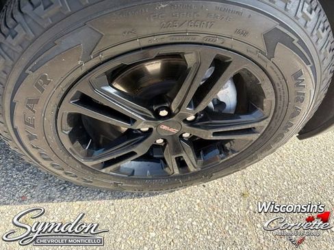 Used 2023 GMC Terrain AT4 w/ Infotainment Package II AWD/4WD image 24