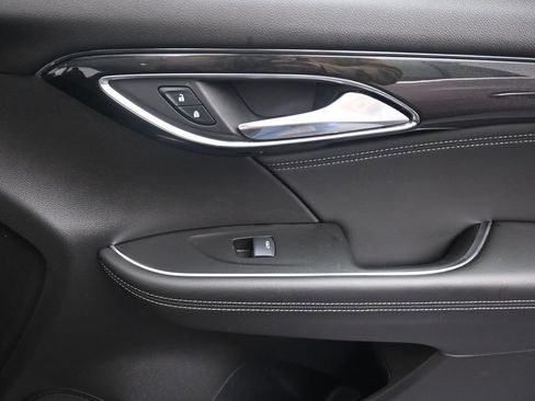 Used 2024 Buick Envision Preferred image 14