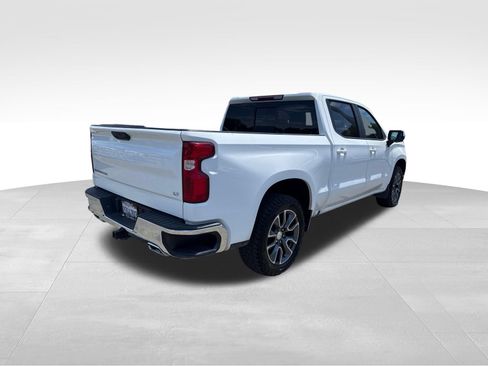 Used 2023 Chevrolet Silverado 1500 LT AWD/4WD image 5