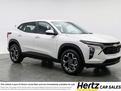 Used 2025 Chevrolet Trax LT w/ LT Convenience Package FWD image 1