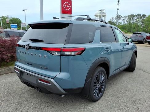 New 2026 Nissan Pathfinder SL AWD/4WD image 3