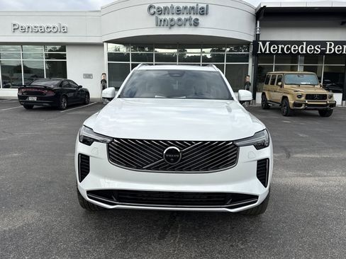 New 2026 Volvo XC90 B5 Plus w/ Protection Package image 8