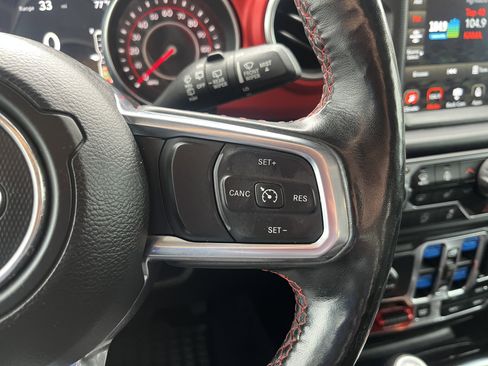 Used 2020 Jeep Wrangler Unlimited Rubicon AWD/4WD image 23