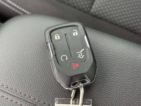 Used 2024 GMC Terrain SLE w/ Driver Convenience Package AWD/4WD image 33