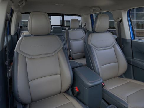 New 2026 Ford Maverick Lariat w/ 4K Tow Package image 10