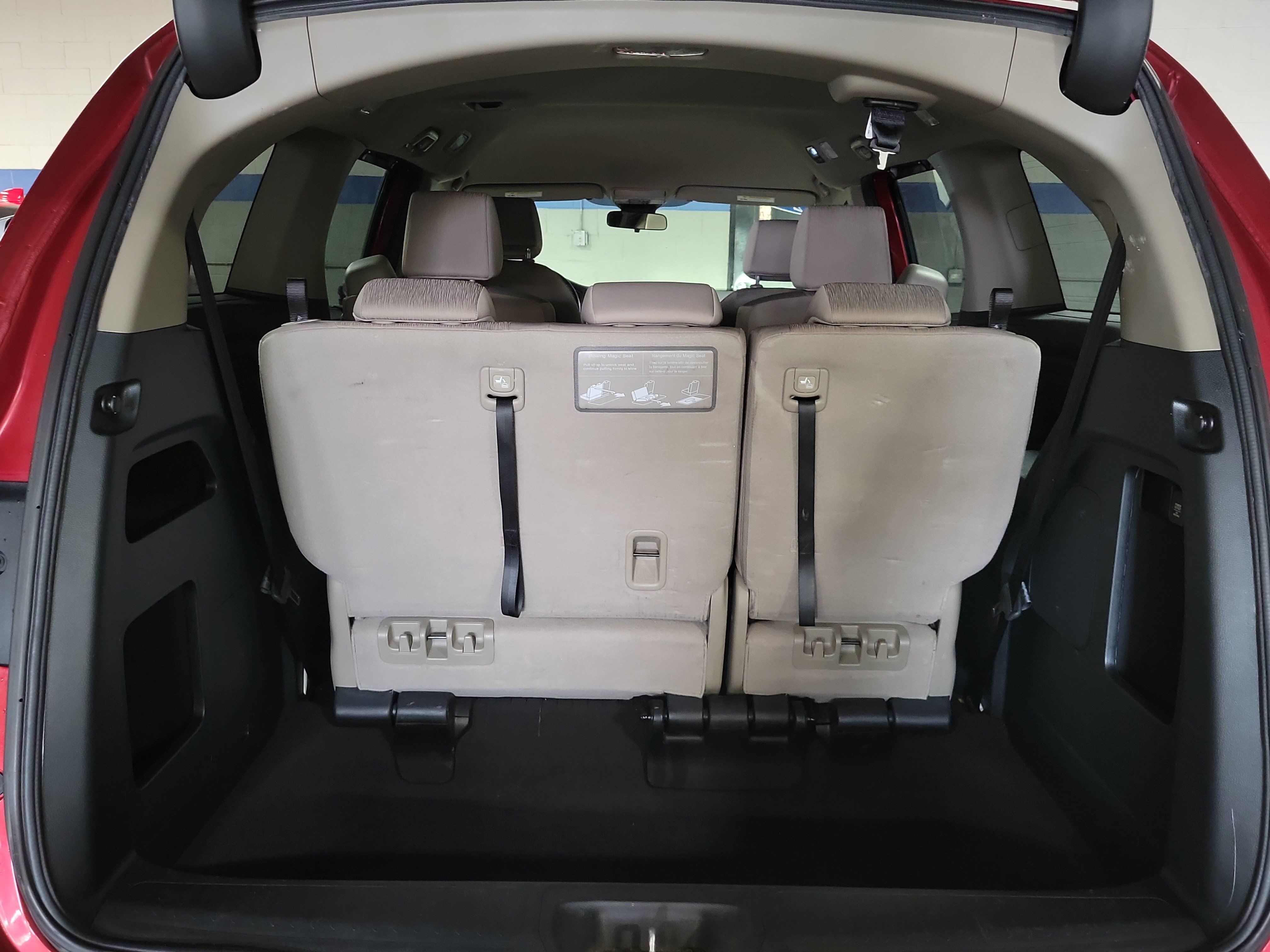 Used 2022 Honda Odyssey EX image 6