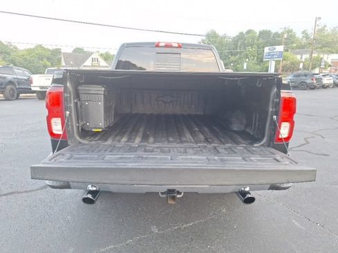 Used 2016 Chevrolet Silverado 1500 LTZ w/ LTZ Plus Package AWD/4WD image 11