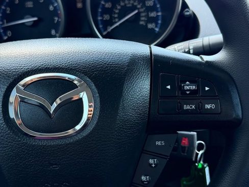 Used 2013 MAZDA MAZDA3 i Sport FWD image 23