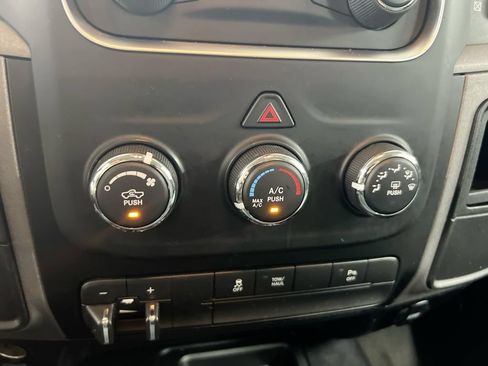 Used 2015 RAM 2500 Tradesman w/ Popular Equipment Group AWD/4WD image 16