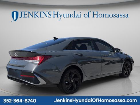 New 2026 Hyundai Elantra SEL Sport Premium FWD image 4