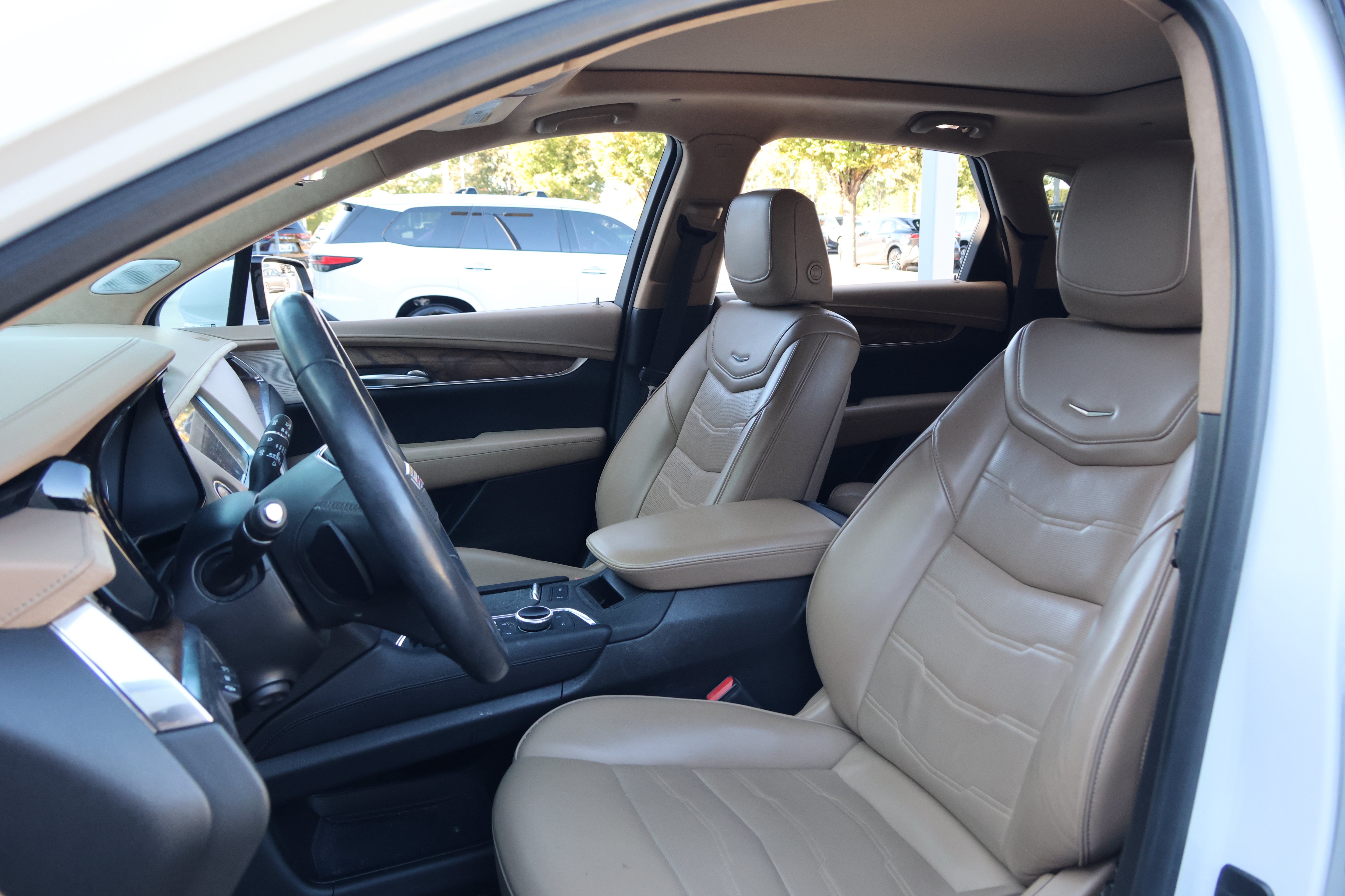 Used 2021 Cadillac XT5 Premium Luxury w/ Platinum Package FWD image 35
