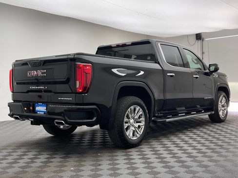 Used 2023 GMC Sierra 1500 Denali AWD/4WD image 9