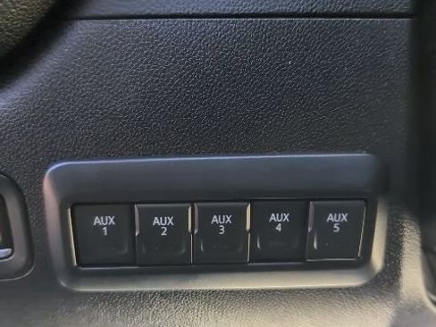 Used 2024 GMC Sierra 2500 Pro image 12