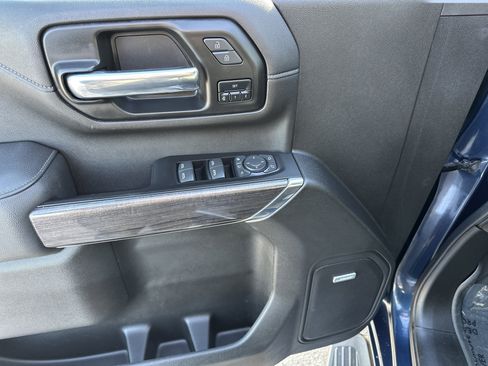 Certified 2022 Chevrolet Silverado 2500 LTZ w/ LTZ Plus Package image 10