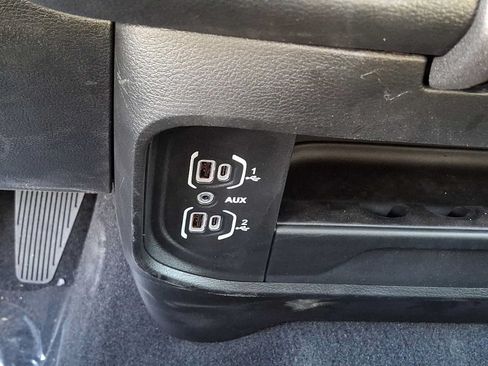 New 2026 RAM 2500 Tradesman AWD/4WD image 17