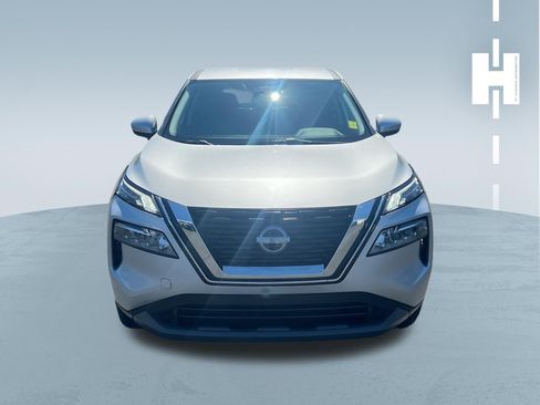 Used 2023 Nissan Rogue SV FWD image 2
