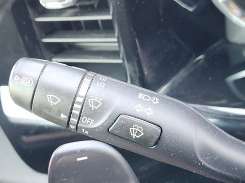 Used 2022 Chevrolet Silverado 1500 High Country w/ High Country Premium Package image 45