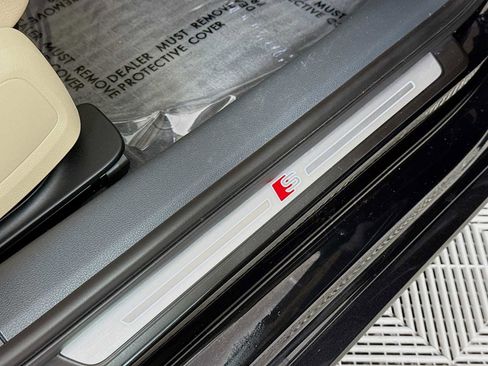 Used 2019 Audi A4 2.0T Premium Plus w/ Premium Plus Package image 32