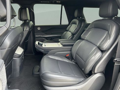 New 2025 Lincoln Navigator L Reserve w/ Jet Appearance Package AWD/4WD image 23