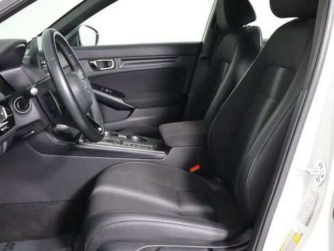 Used 2025 Honda Civic Sport image 14