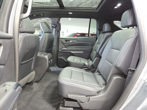 New 2026 Chevrolet Traverse LT w/ Sun and Wheel Package image 34