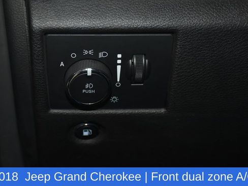 Used 2018 Jeep Grand Cherokee Summit AWD/4WD image 8