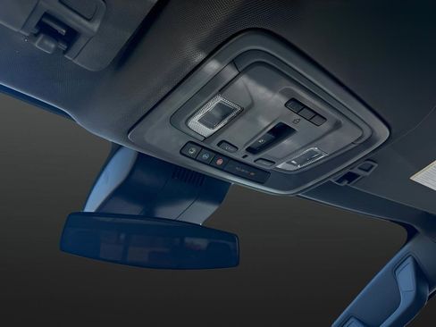 Used 2023 Chevrolet Silverado 1500 RST image 15