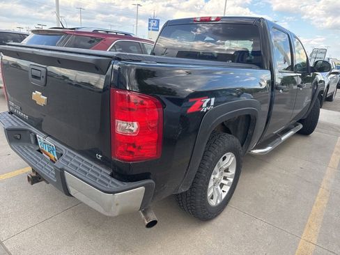 Used 2011 Chevrolet Silverado 1500 LT w/ All-Star Edition AWD/4WD image 2