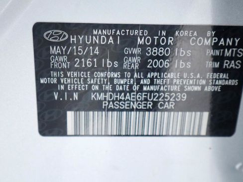 Used 2015 Hyundai Elantra SE FWD image 44