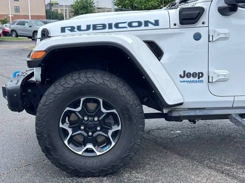 Used 2022 Jeep Wrangler Unlimited Rubicon 4xe w/ Steel Bumper Group AWD/4WD image 11