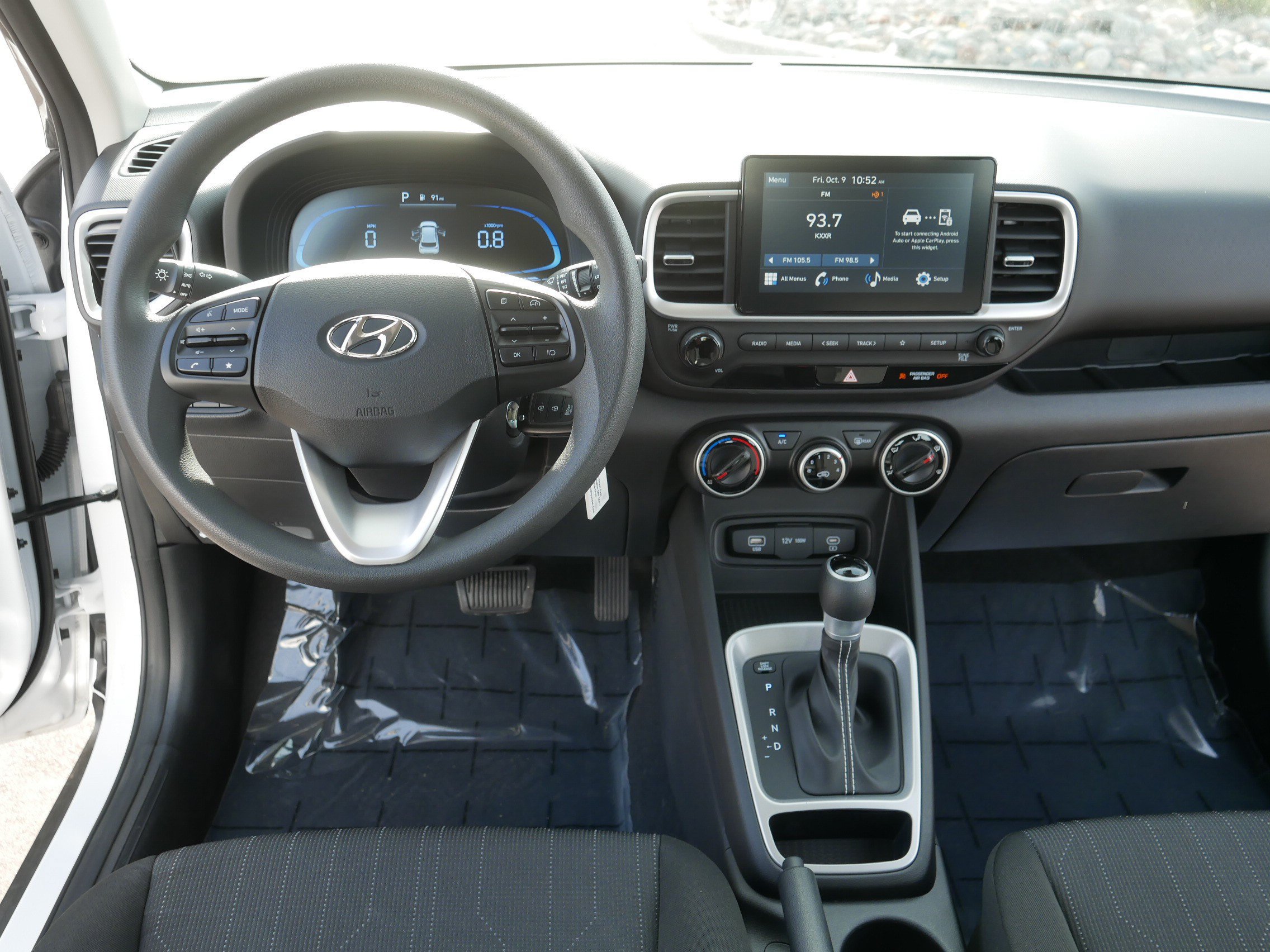 Used 2023 Hyundai Venue SE FWD image 20