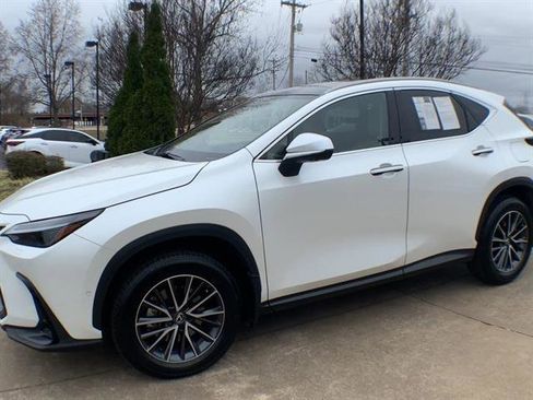 Used 2025 Lexus NX 300h AWD w/ Luxury Package image 4