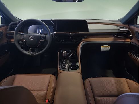 New 2026 Toyota Crown Signia AWD/4WD image 17