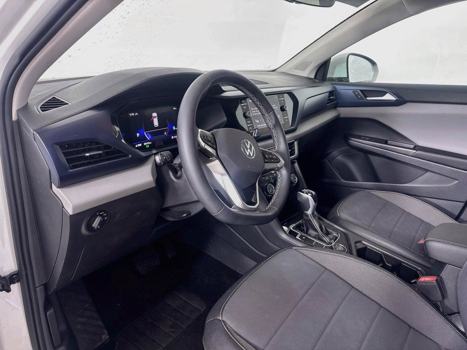 Certified 2023 Volkswagen Taos SE AWD/4WD image 9